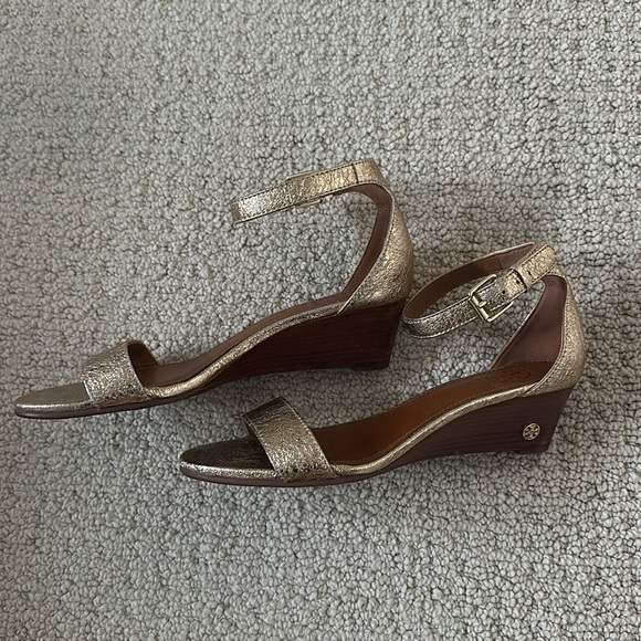 euc tory burch savannah wedge sandal - Picture 3 of 12